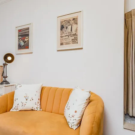 Pateo Santo Estevao-self Catering * Lisbon