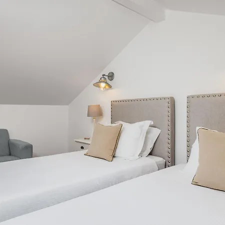 Pateo Santo Estevao-self Catering * Lissabon