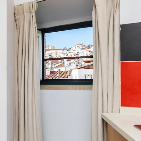 Pateo Santo Estevao-self Catering דירה ליסבון