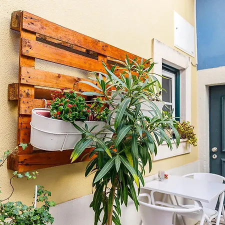 Apartment Pateo Santo Estevao-self Catering Lissabon